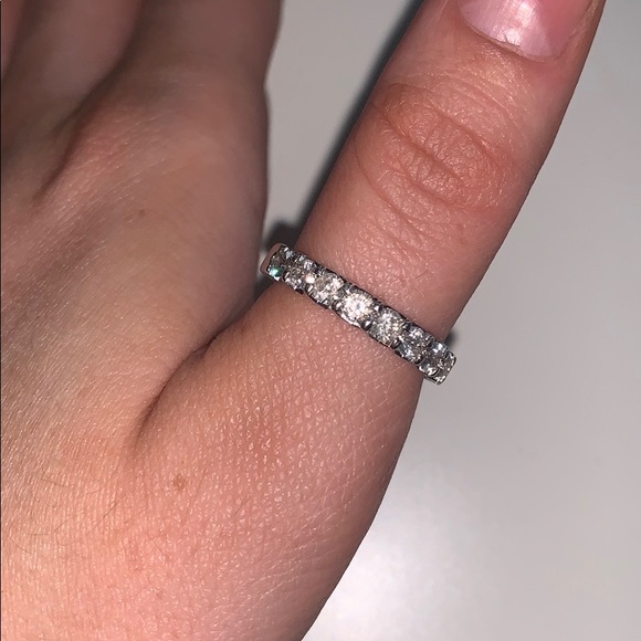 1 ct tw 14kw diamond band / ring. - Picture 3 of 6